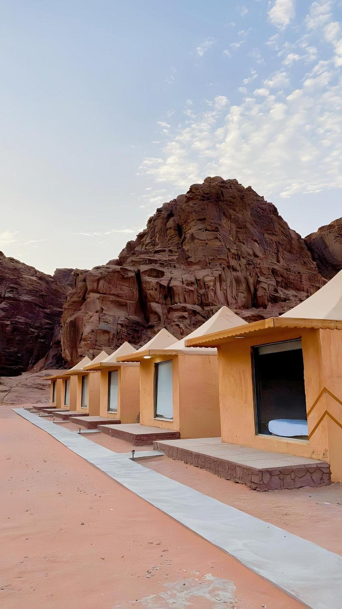 Rum Luxury Camp Wadi Rum Exterior photo