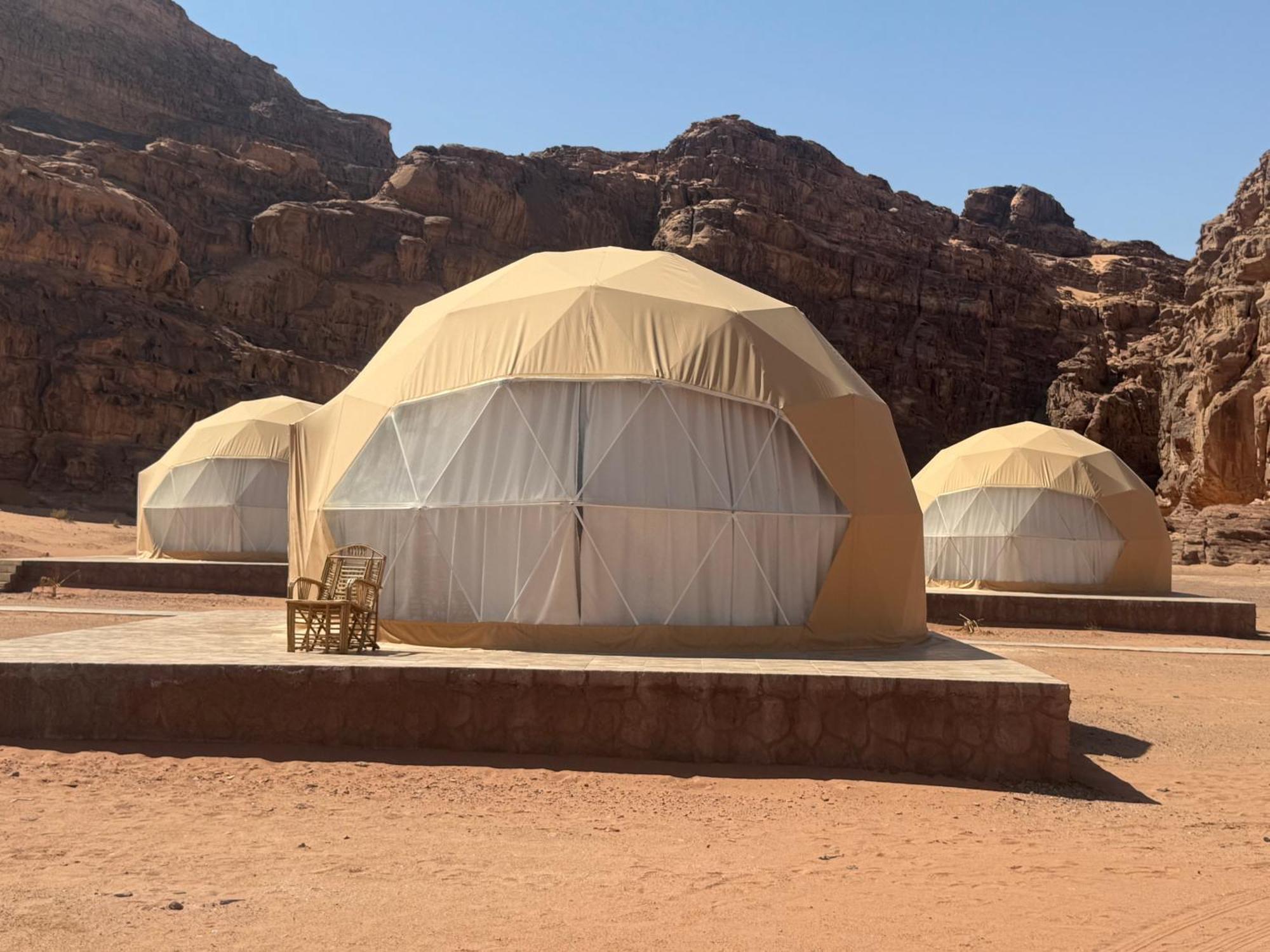 Rum Luxury Camp Wadi Rum Exterior photo